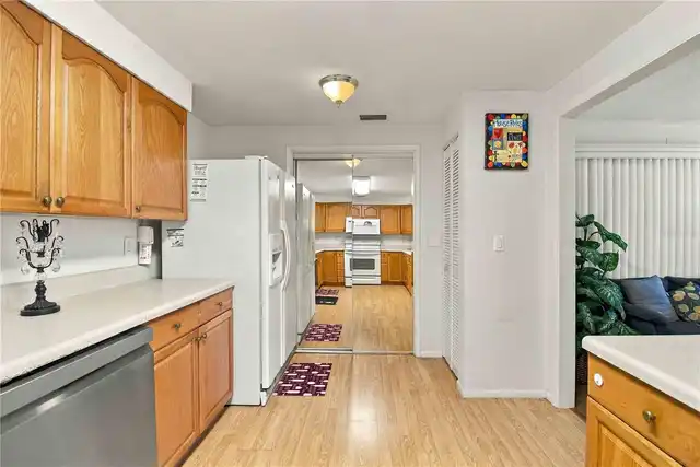 Listing Photo 15
