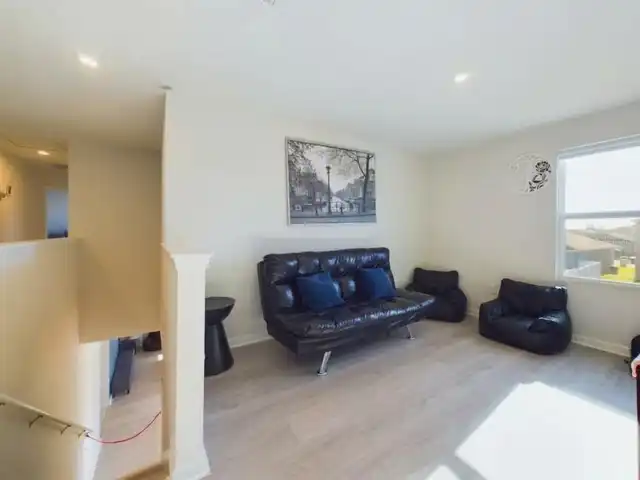 Listing Photo 13