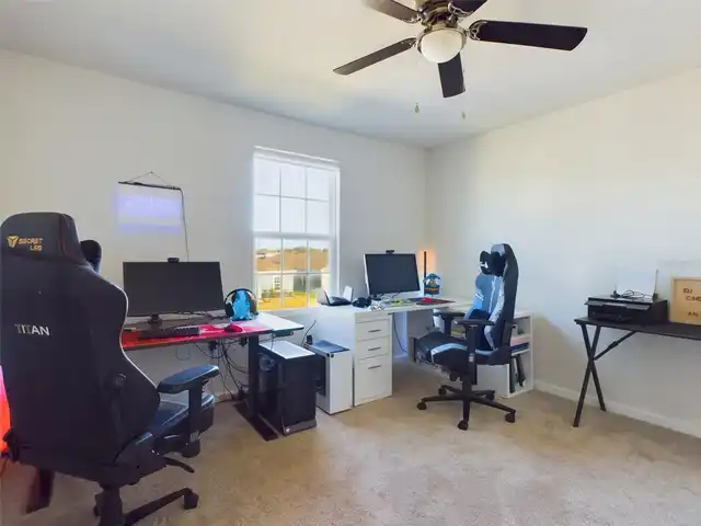 Listing Photo 17