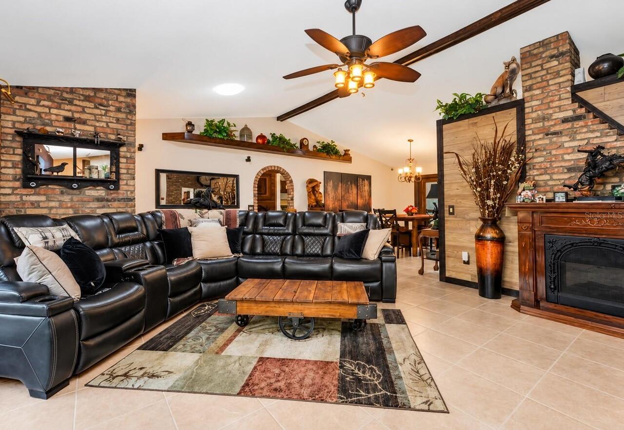 Listing Photo 8