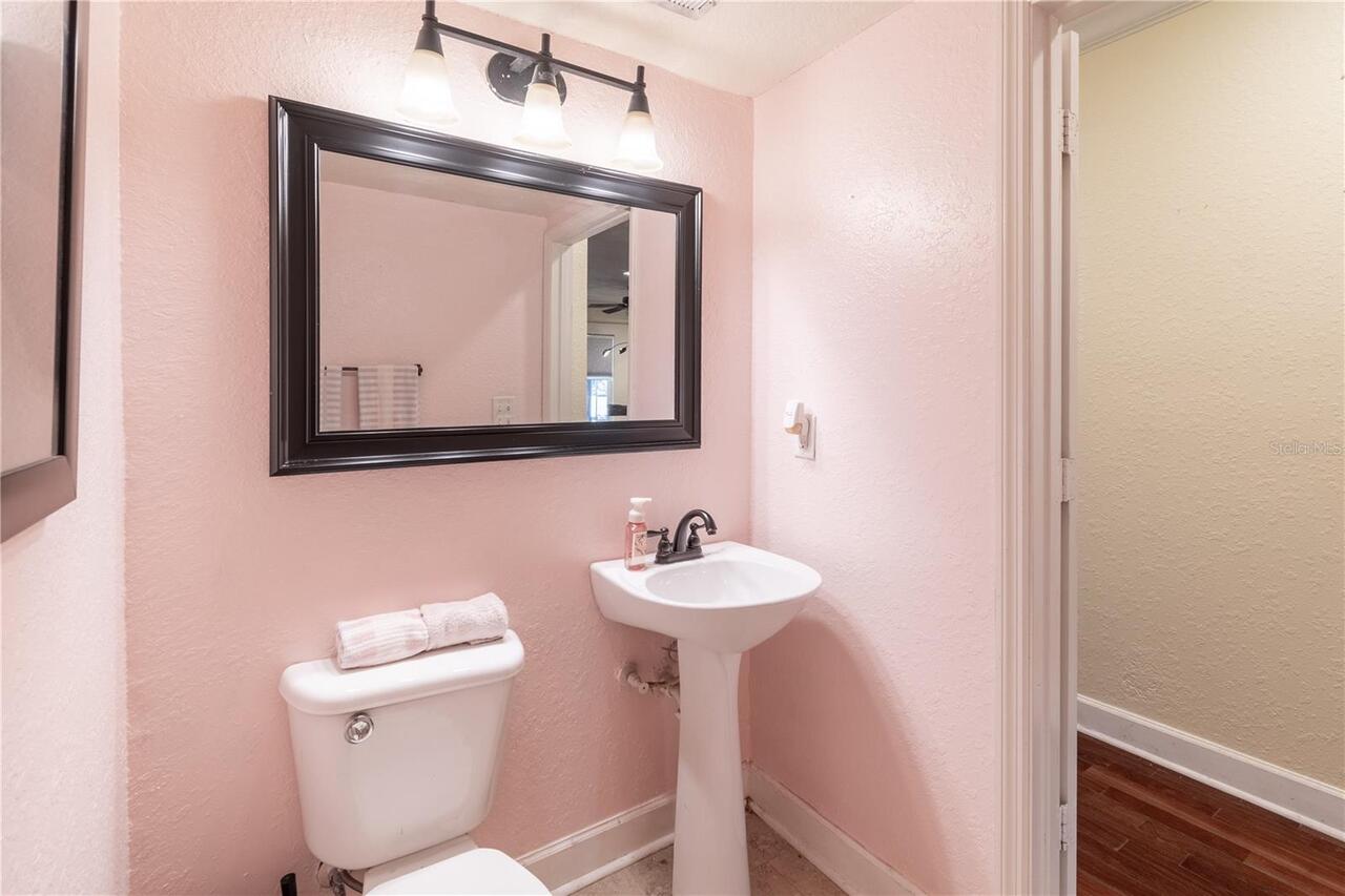 Listing Photo 17