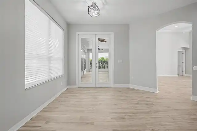 Listing Photo 18