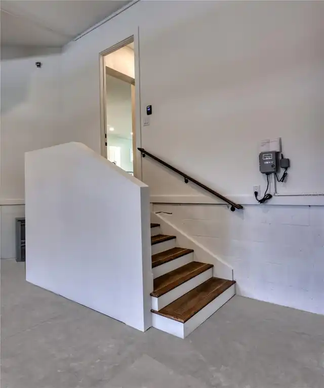 Listing Photo 43