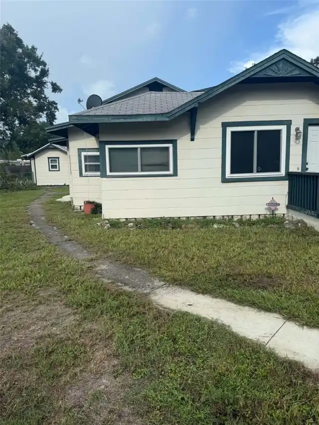 Listing Photo 9