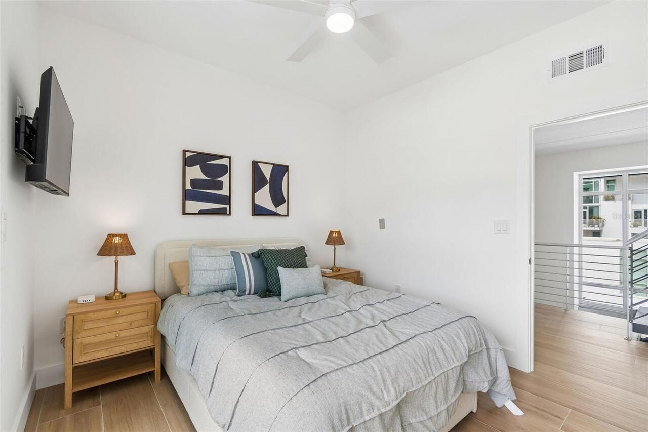 Listing Photo 42