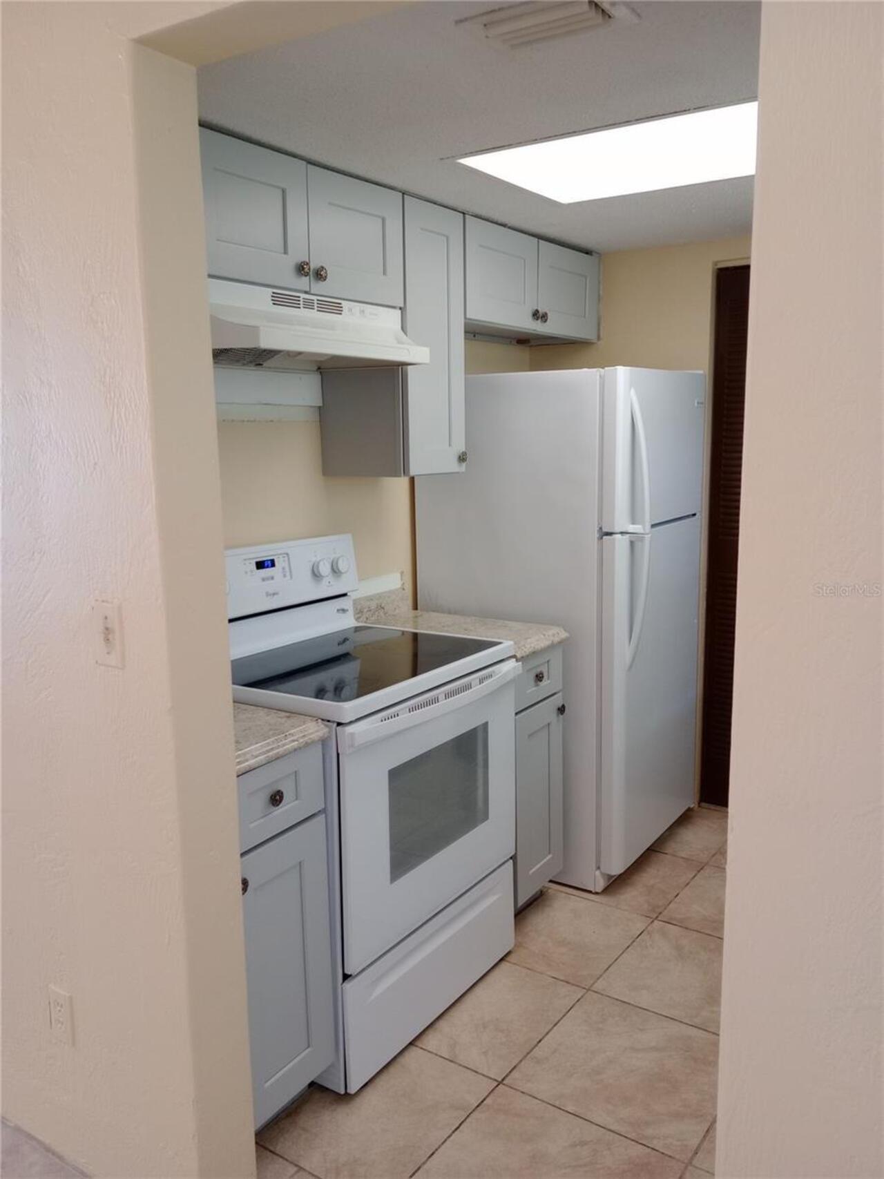 Listing Photo 9