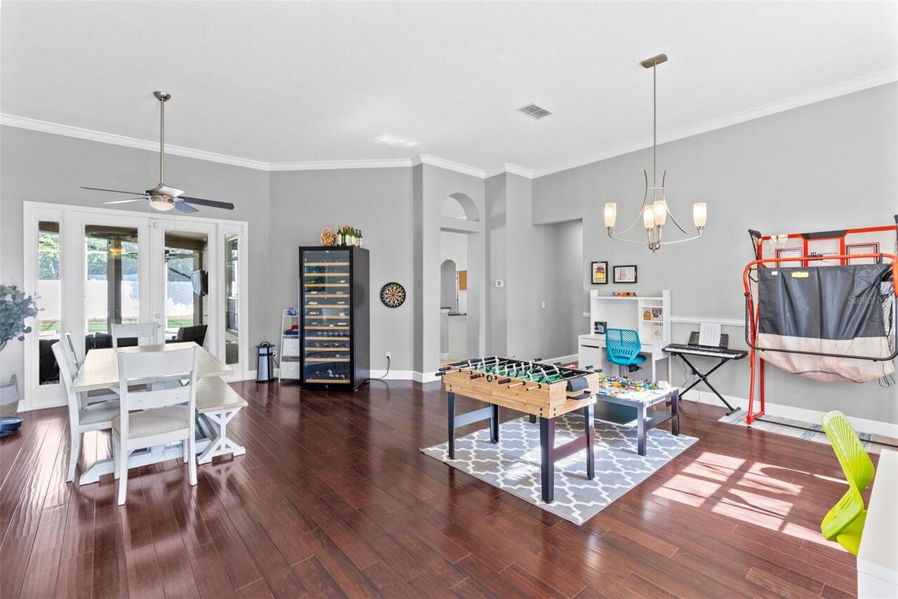 Listing Photo 17