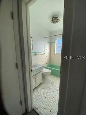 Listing Photo 9