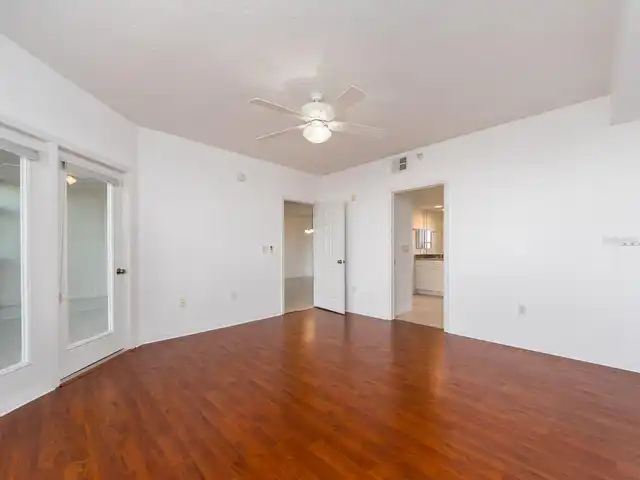 Listing Photo 13