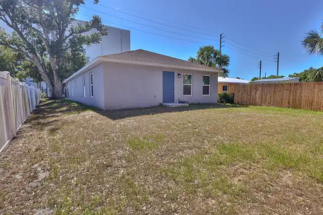 Listing Photo 34