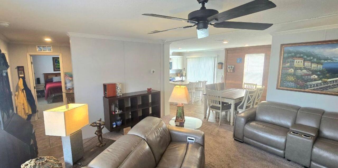 Listing Photo 8