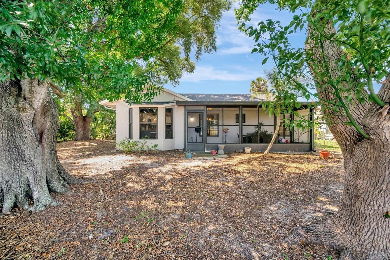 Listing Photo 37