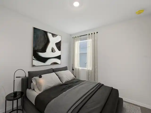Listing Photo 18