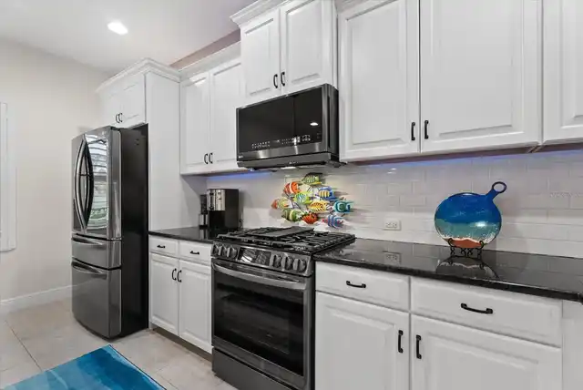 Listing Photo 19
