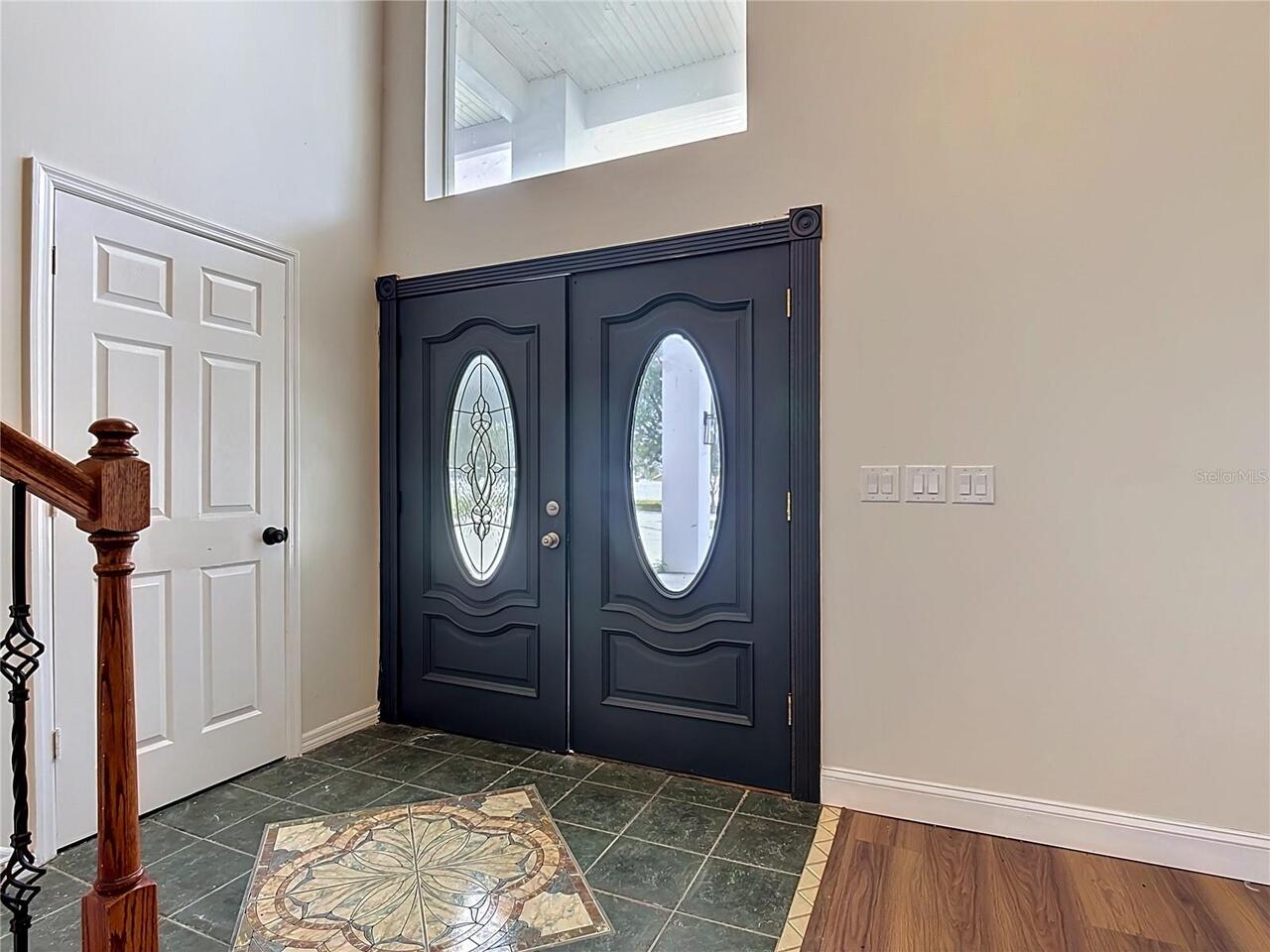 Listing Photo 12