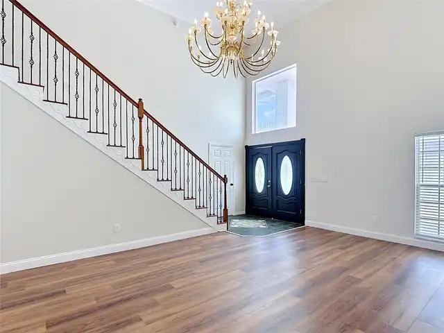 Listing Photo 14