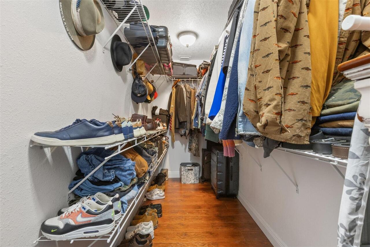 Listing Photo 12