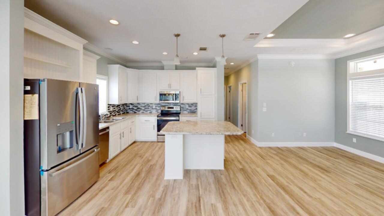 Listing Photo 7