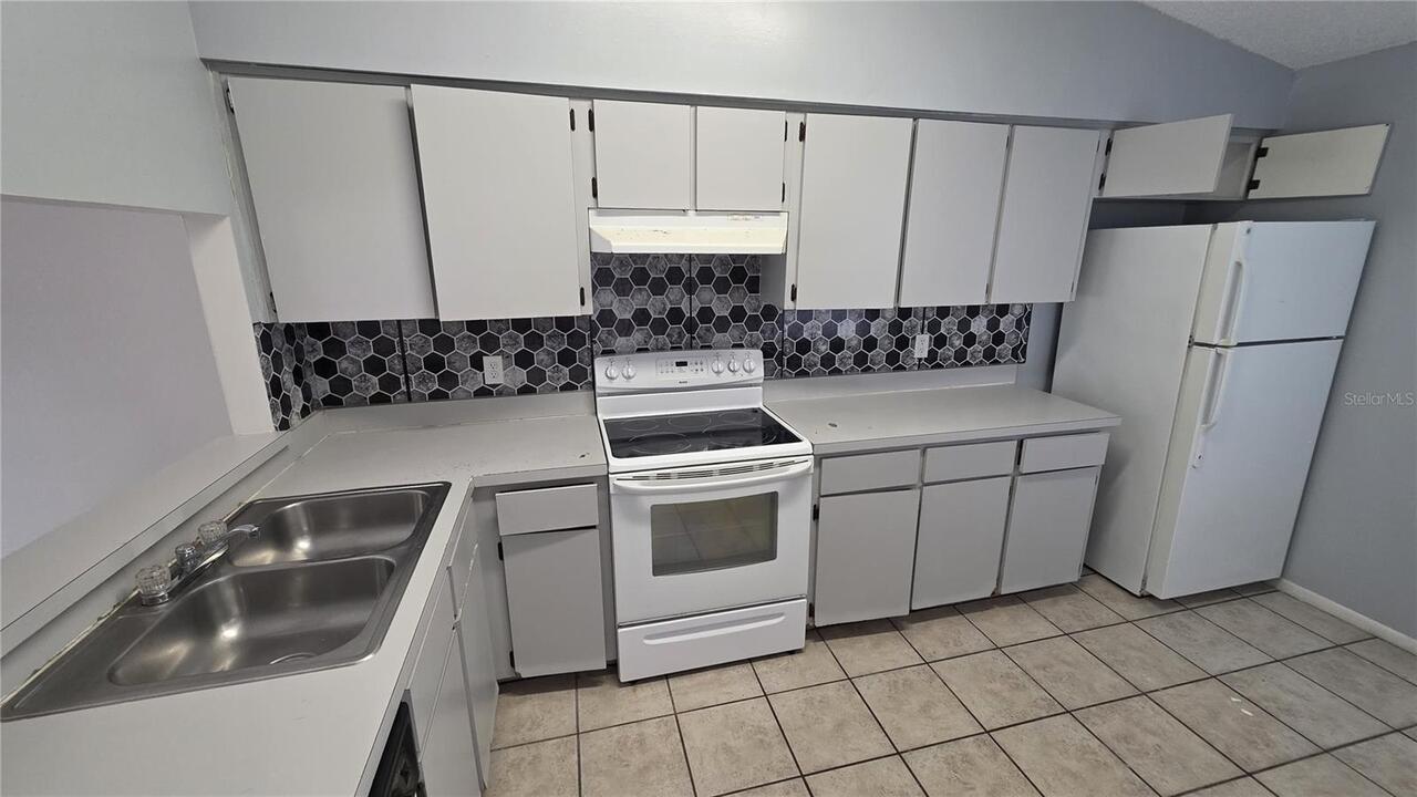 Listing Photo 7