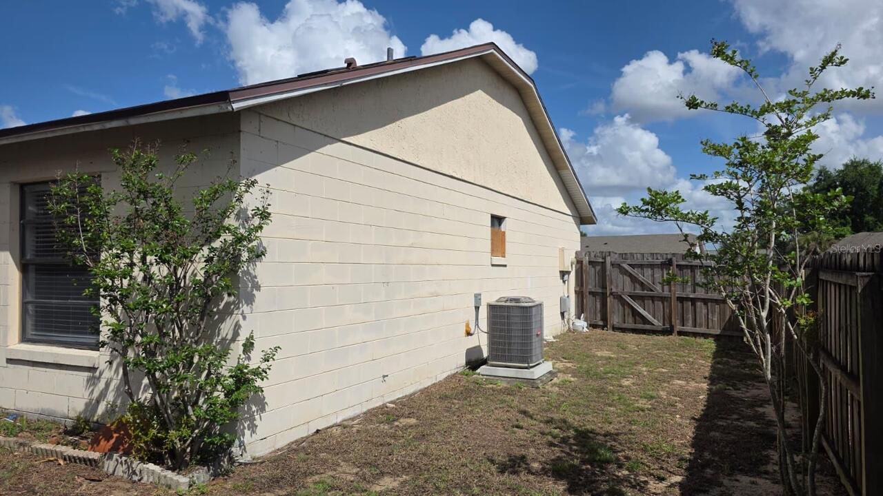 Listing Photo 14