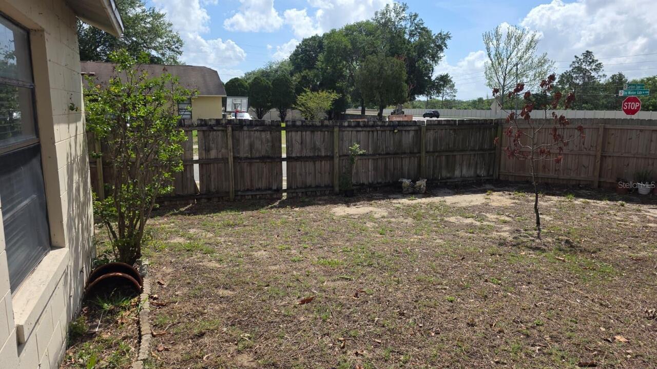 Listing Photo 16
