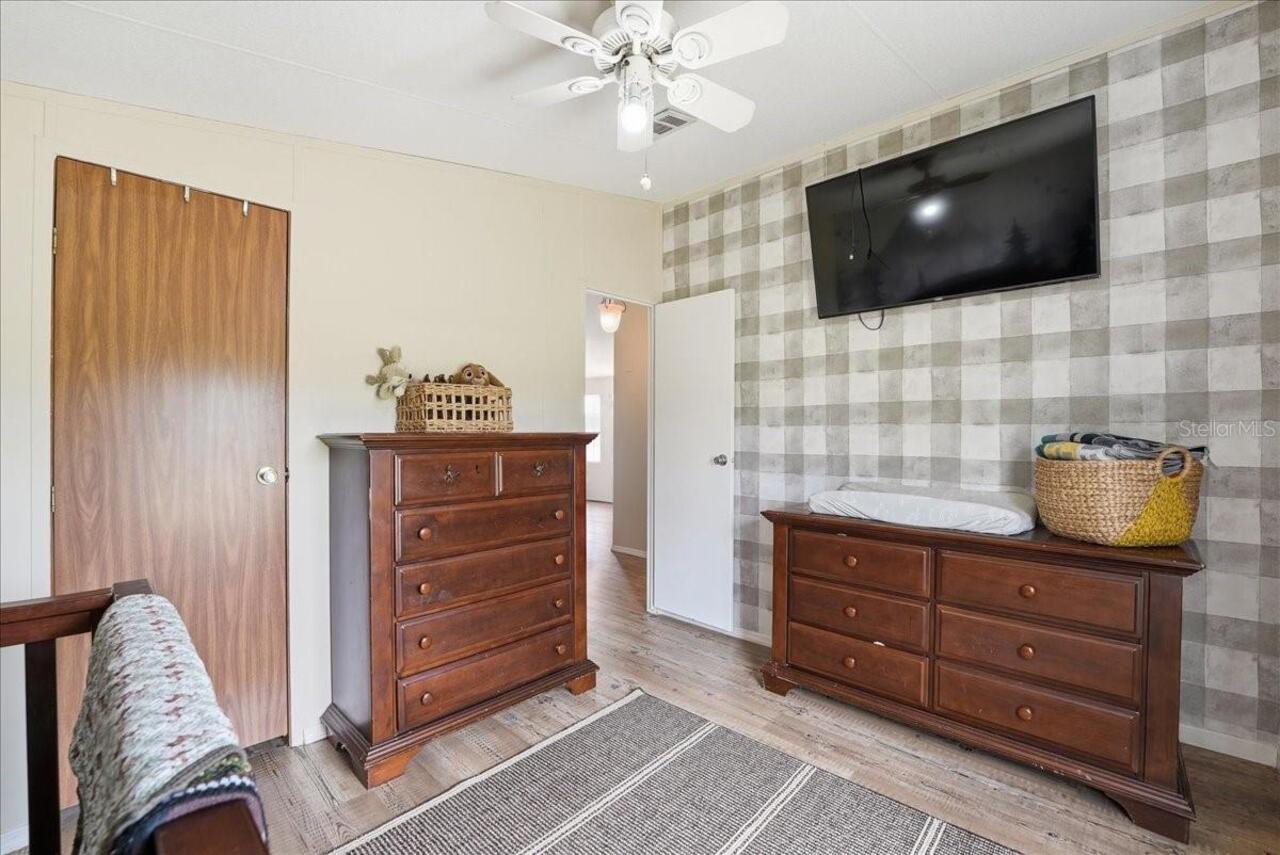 Listing Photo 23