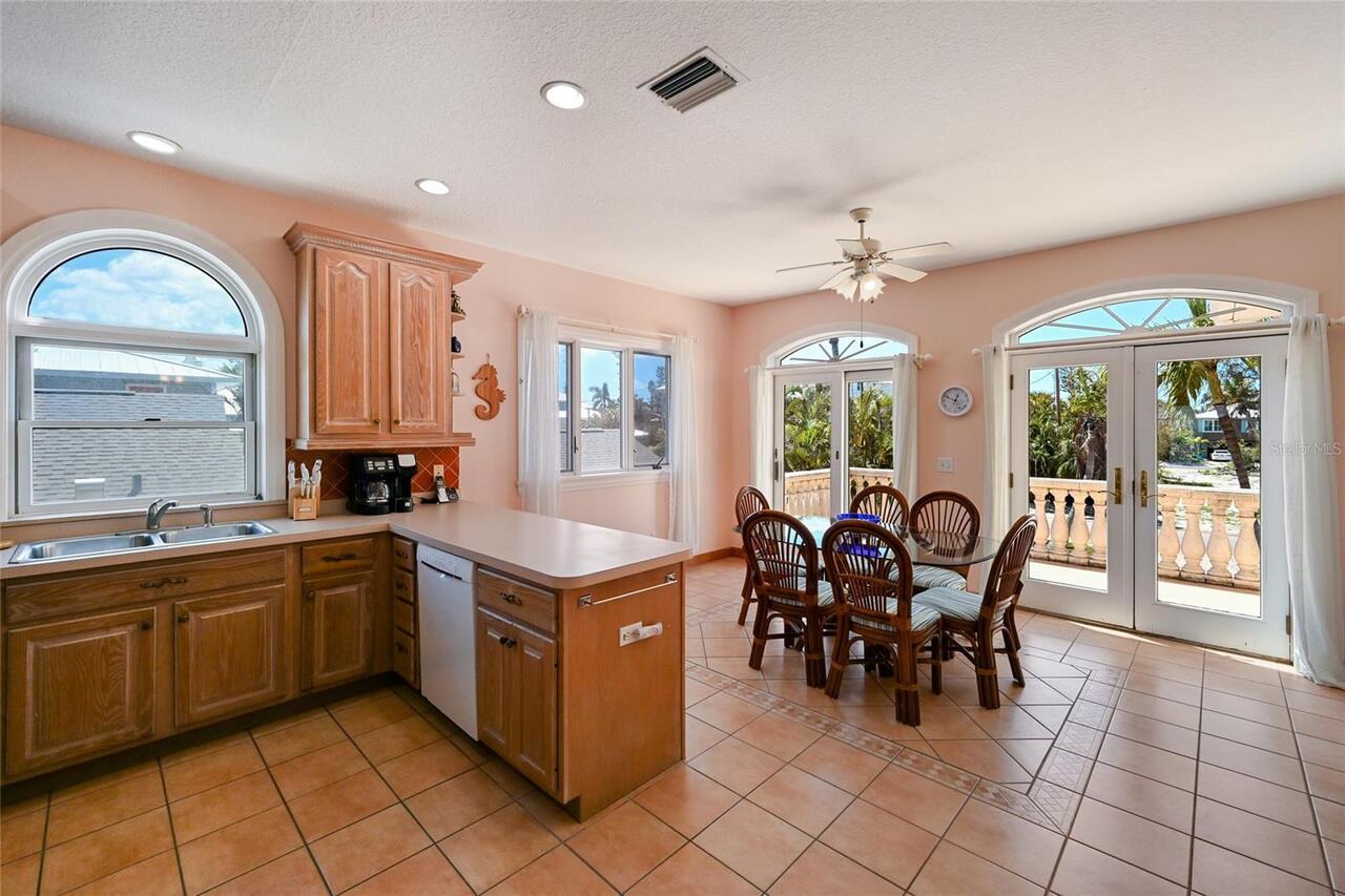Listing Photo 16
