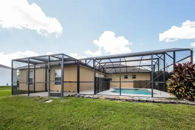 Listing Photo 15