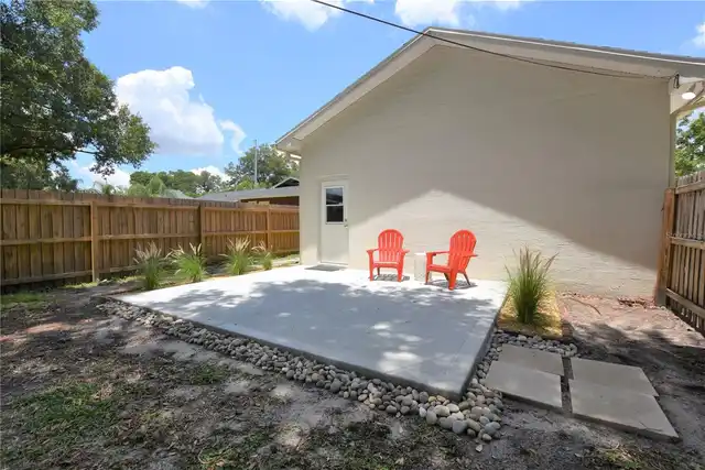 Listing Photo 17