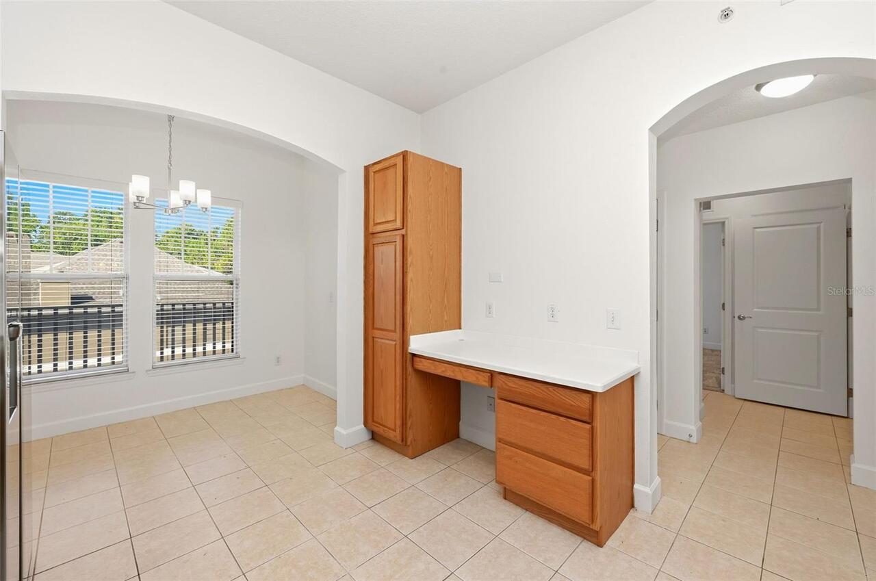 Listing Photo 10