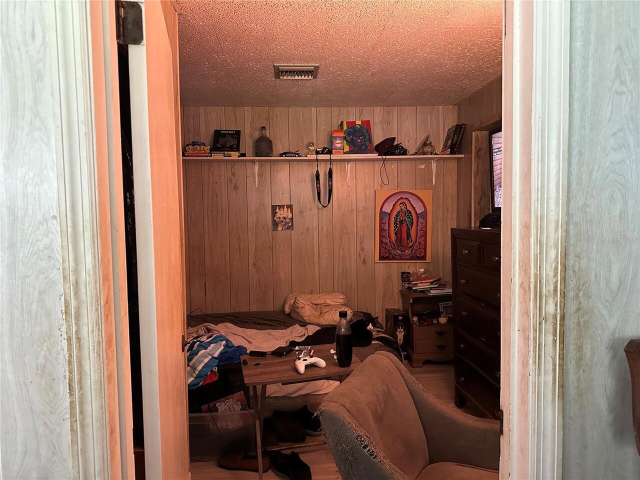 Listing Photo 9