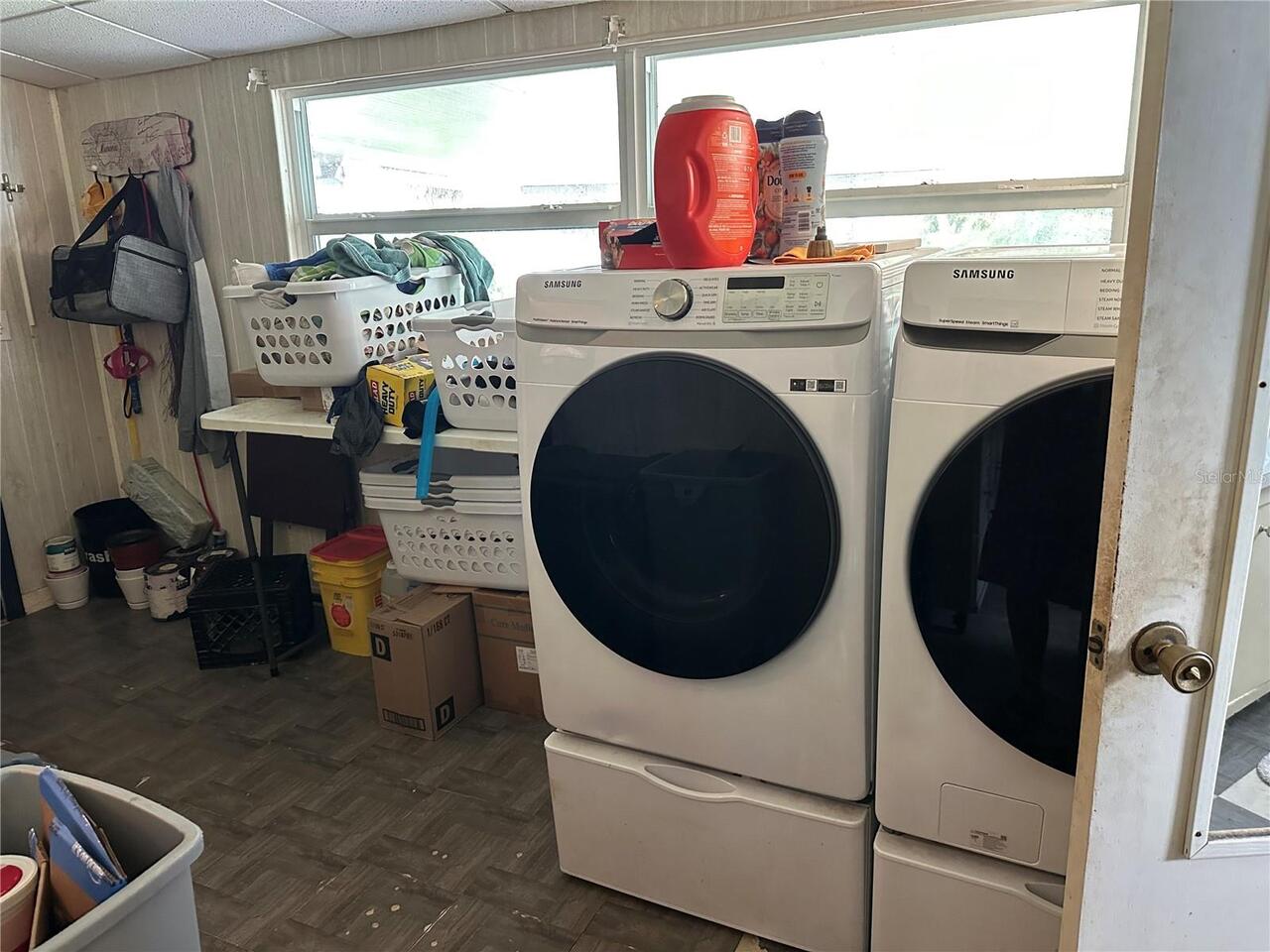Listing Photo 12