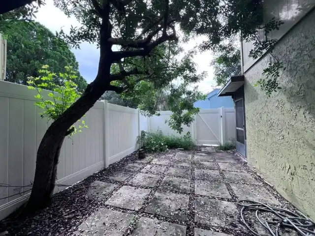 Listing Photo 18