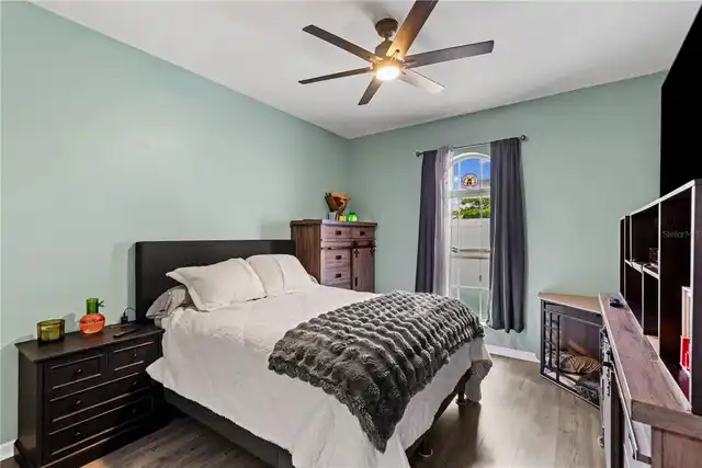 Listing Photo 17