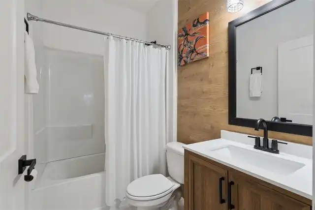Listing Photo 14