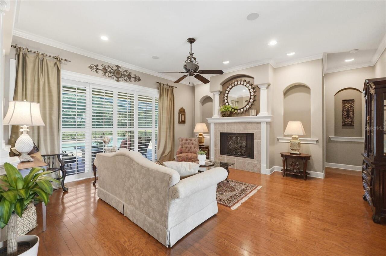 Listing Photo 8