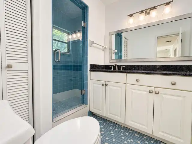 Listing Photo 18