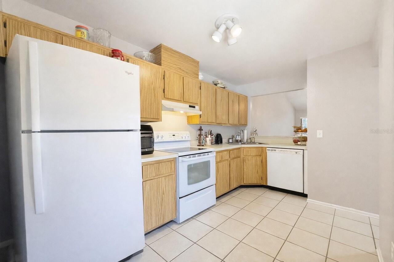 Listing Photo 16