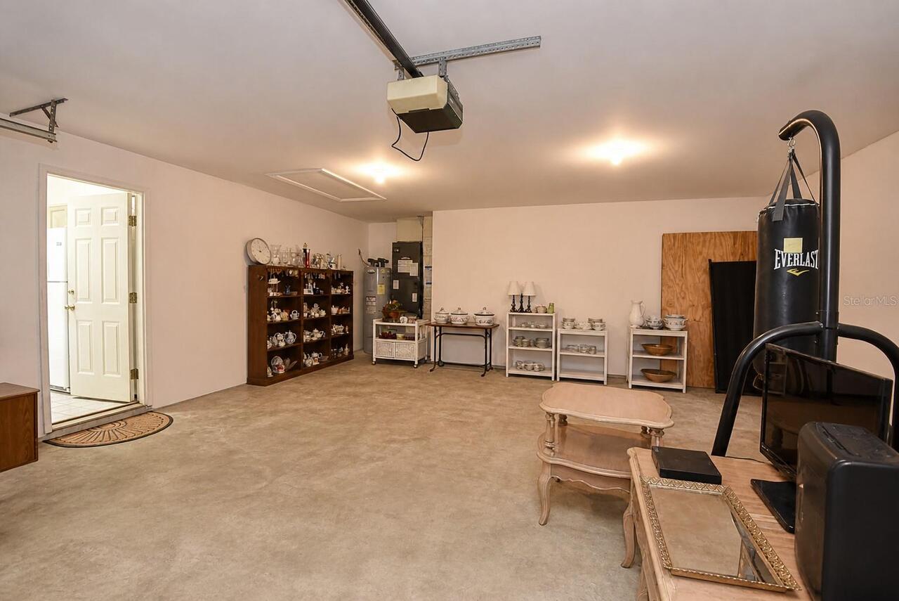 Listing Photo 9
