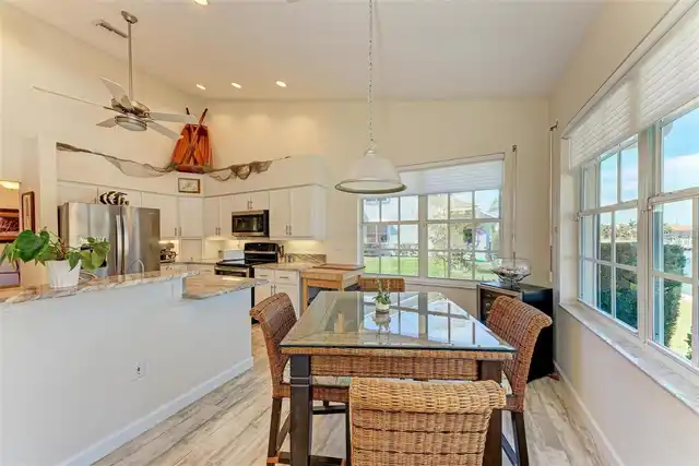Listing Photo 22