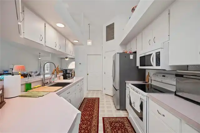 Listing Photo 20