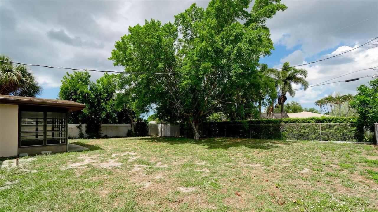 Listing Photo 35