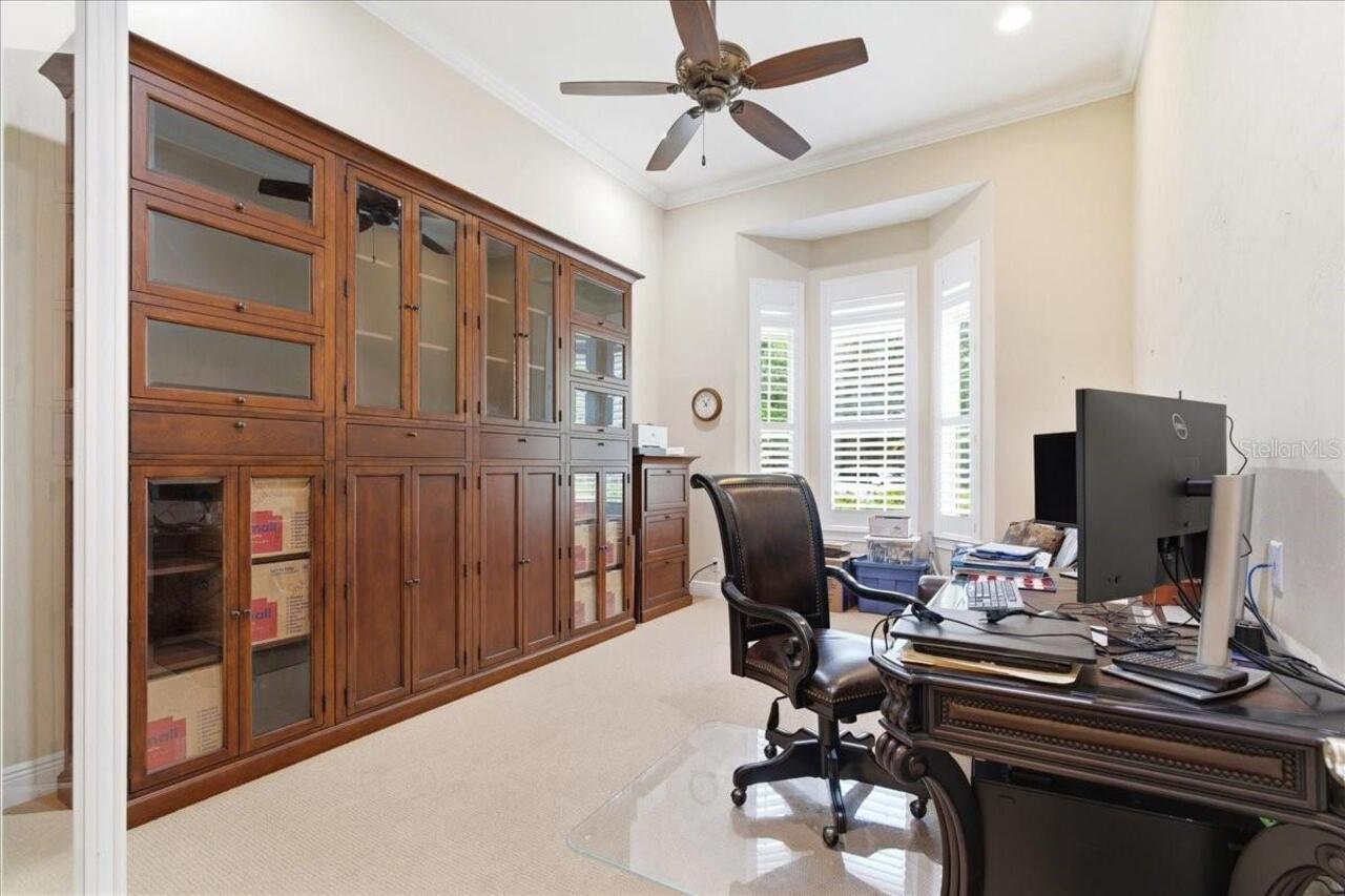 Listing Photo 10