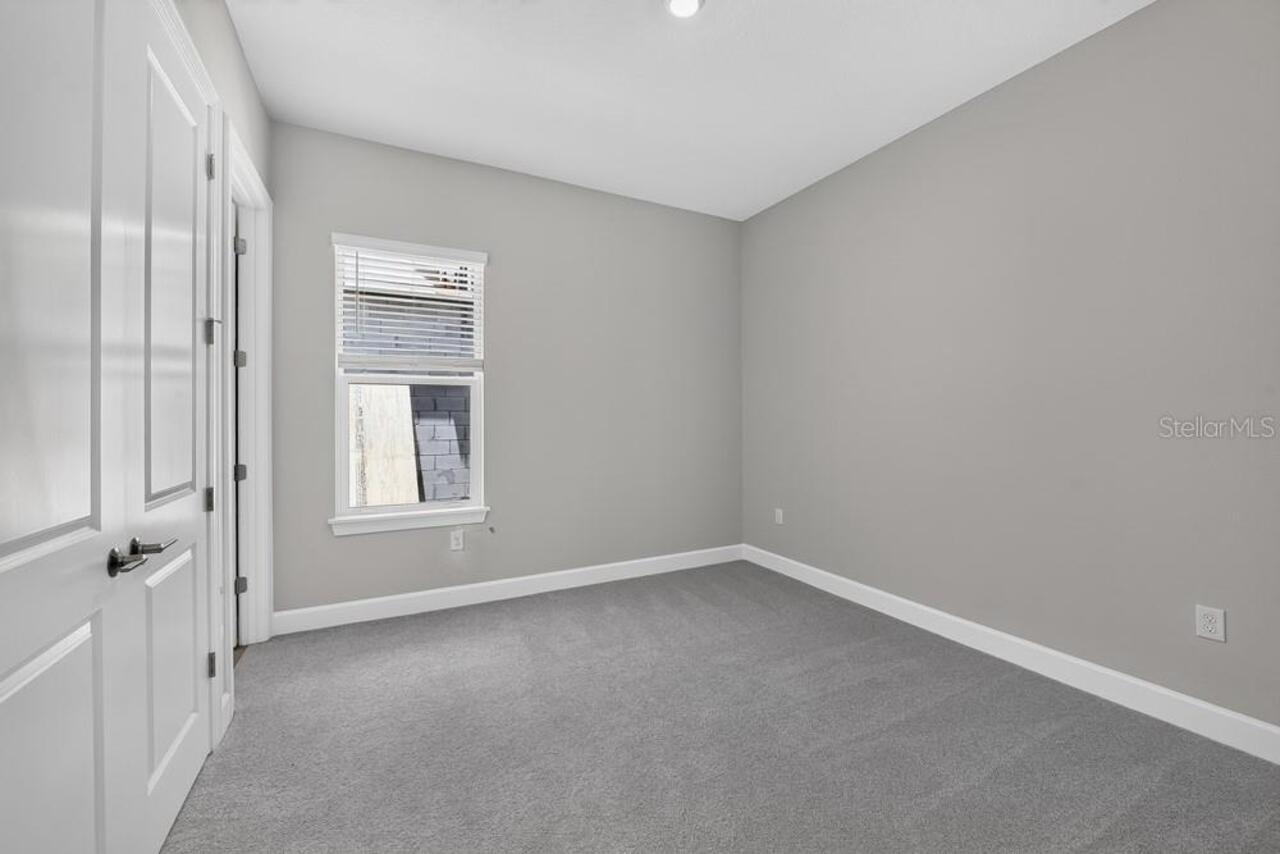 Listing Photo 23