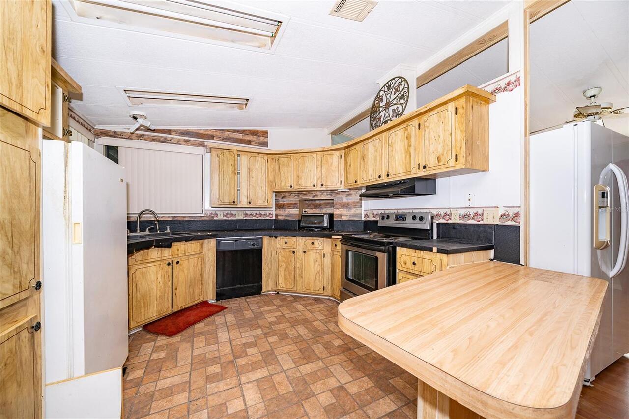 Listing Photo 18