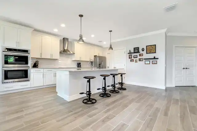 Listing Photo 13