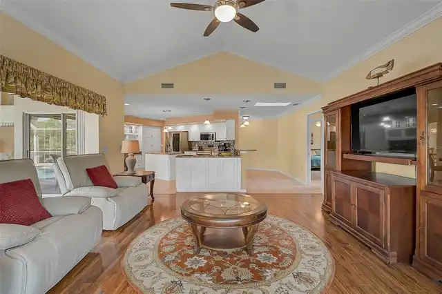 Listing Photo 31
