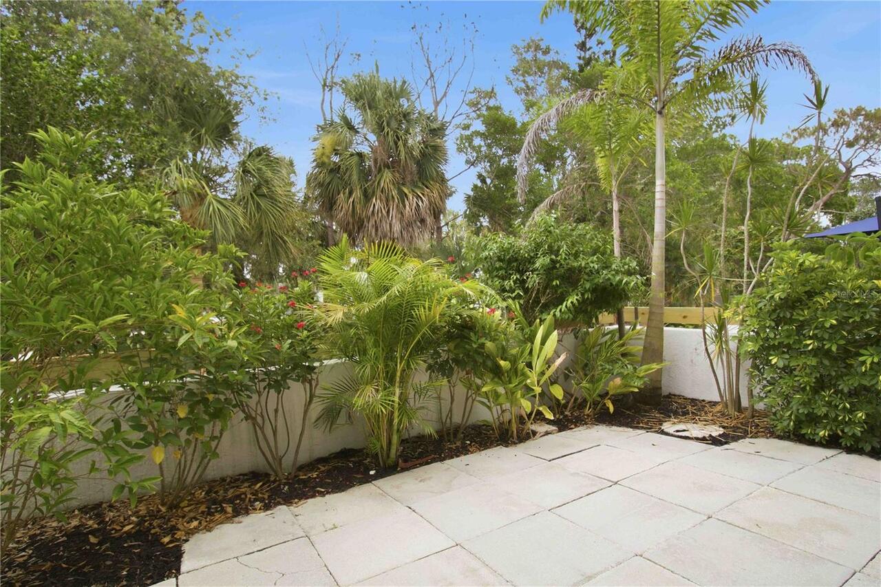 Listing Photo 25