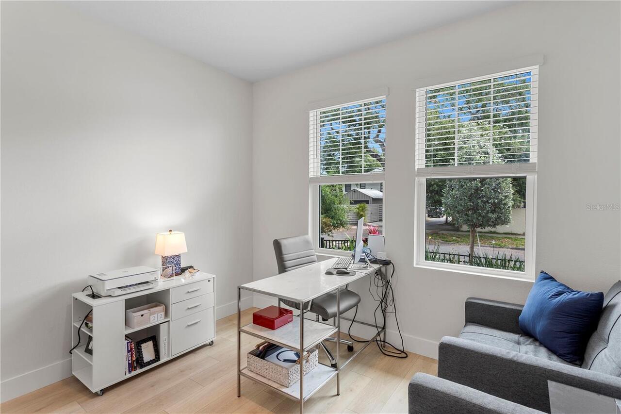 Listing Photo 11