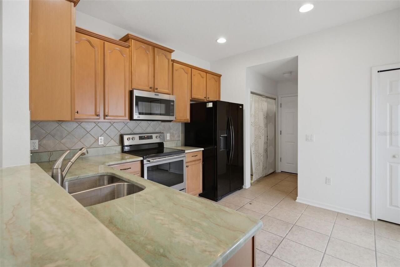 Listing Photo 10
